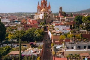 Excursión a San Miguel de Allende: Una Ciudad Colonial Más Querétaro