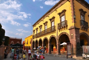 Excursión a San Miguel de Allende: Una Ciudad Colonial Más Querétaro