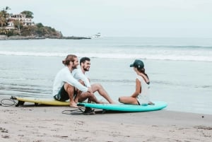 Sayulita: Private Surf Lesson women instructor