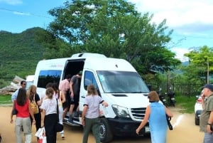 Shared Balloon Flight in Teotihuacan with transfer