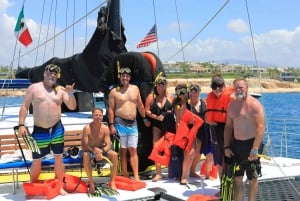 Shared Snorkeling Catamaran with Open Bar & Music- Los Cabos