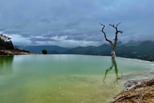 Oaxaca: Excursión a las Cascadas y Pozas Petrificadas de Hierve el Agua