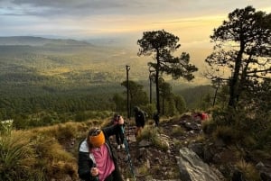 Amanecer en las alturas: Pico del Águila. Ciudad de México.
