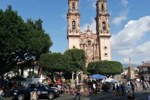 Excursión de un día a Taxco, Cuevas de Cacahuamilpa y Cuernavaca