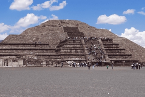 Teotihuacan and Basilica of Guadalupe with mezcal