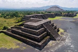 Teotihuacán: Vuelo Exclusivo en Globo solo Para ti y tu Pareja