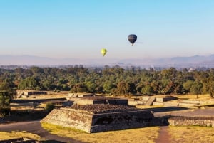 Teotihuacán: Exclusive Hot Air Balloon Flight Just for You and Your Partner