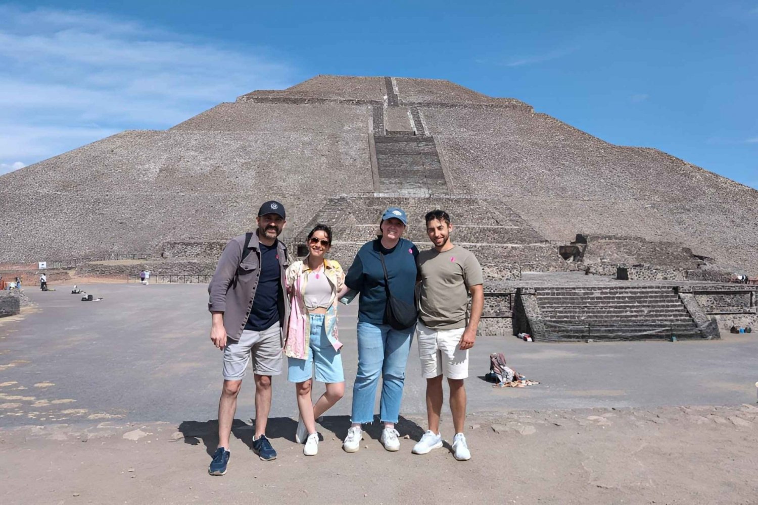 excursión medio día Teotihuacán templos palacios pirámides