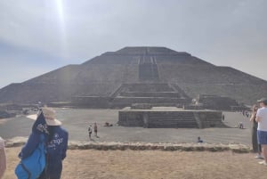 Teotihuacan, Guadalupe, Xochimilco Coyoacan & Frida Kahlo