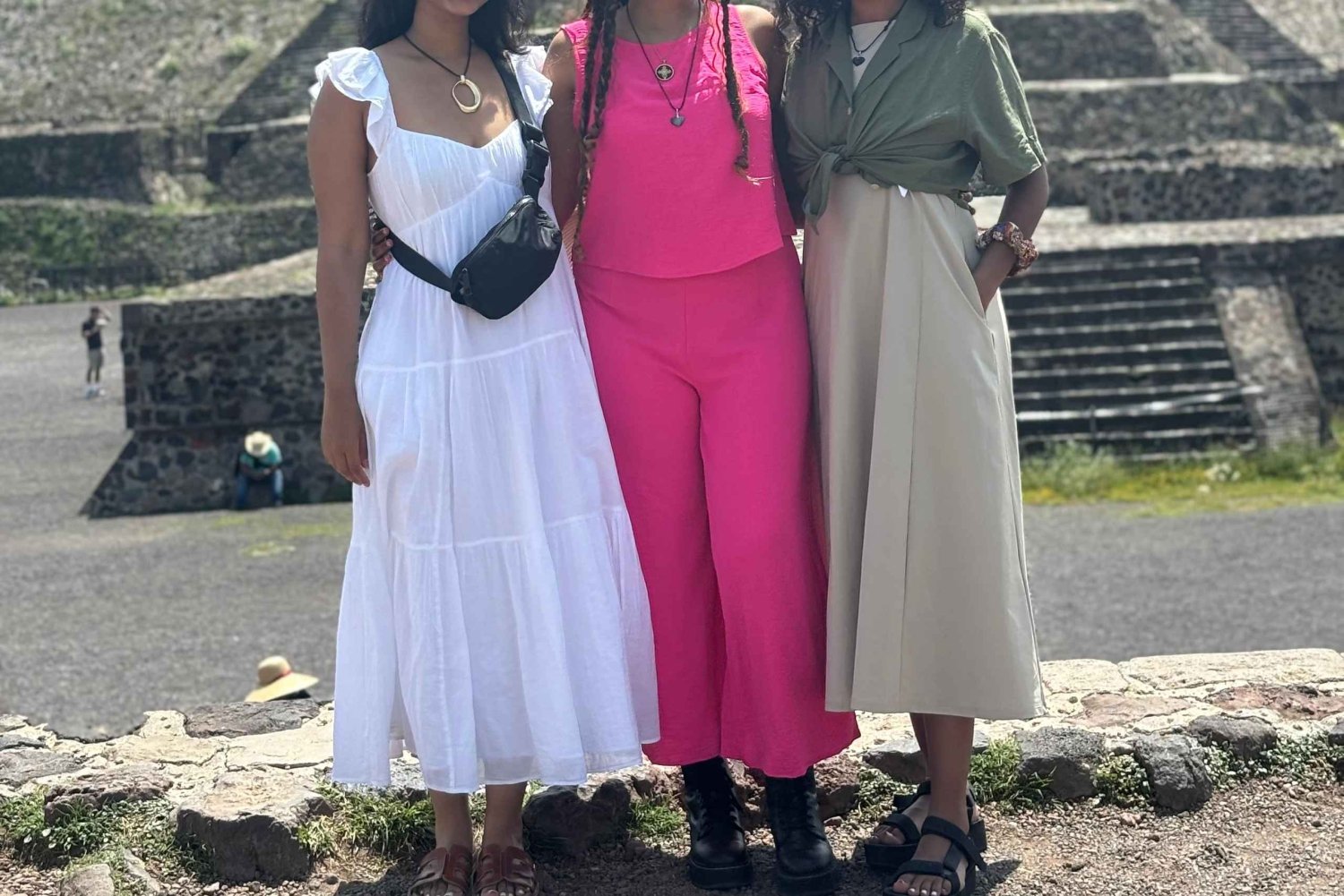 Teotihuacan, guided tour + pick up from CDMX + breakfast