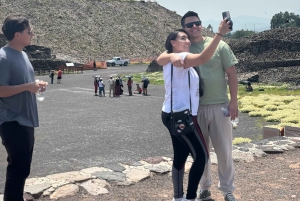 Teotihuacan, guided tour + pick up from CDMX + breakfast