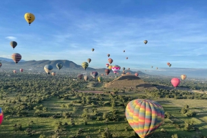 Vuelo en globo y visita a Teotihuacán con desayuno desde Ciudad de México