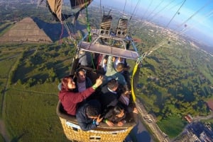 Teotihuacan: Vuelo en Globo Aerostático Globos del Cielo