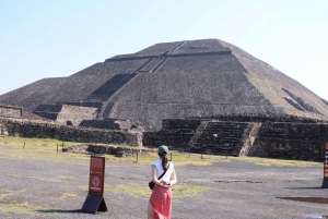 Teotihuacan en medio dia