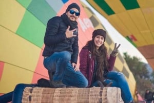 Teotihuacan: Private Romantic Balloon Flight for Couples