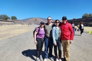 Excursión a las Pirámides de Teotihuacán