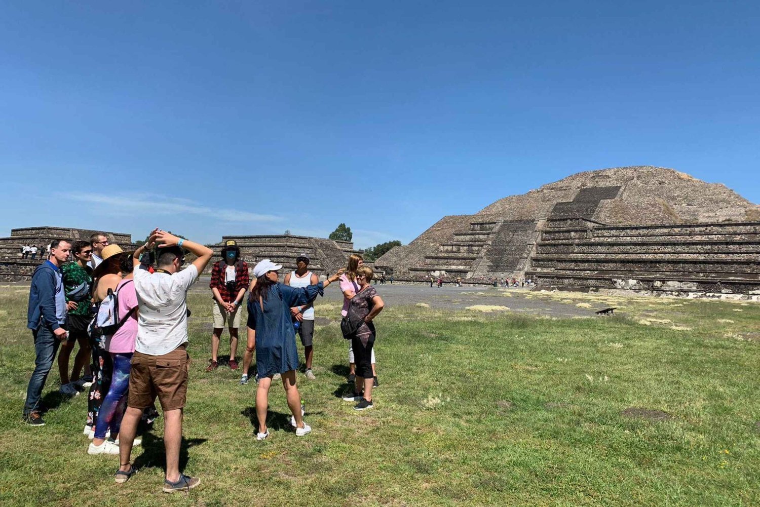 Mexico City: Teotihuacan and Guadalupe Basilica Tour