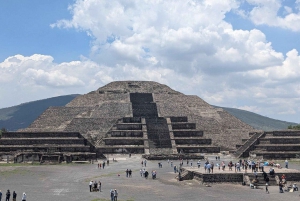 From Mexico City: Teotihuacan & Basilica of Guadalupe Tour