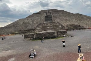 Teotihuacan VIP: Tour a pirámides y Basílica de Guadalupe, zonas turísticas