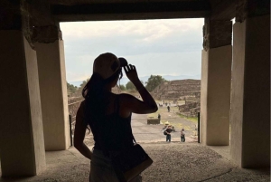 Teotihuacan VIP: Tour of the pyramids and Basilica of Guadalupe, tourist areas