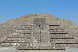 Teotihuacan: Visit Pyramids and Craft a Colorful Piñata