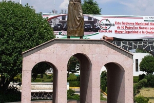 Teotihuacan: Visit Pyramids and Craft a Colorful Piñata