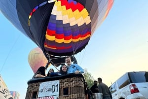 Teotihuacan vuelo en globo+servicio de recogida de CDMX+desayuno