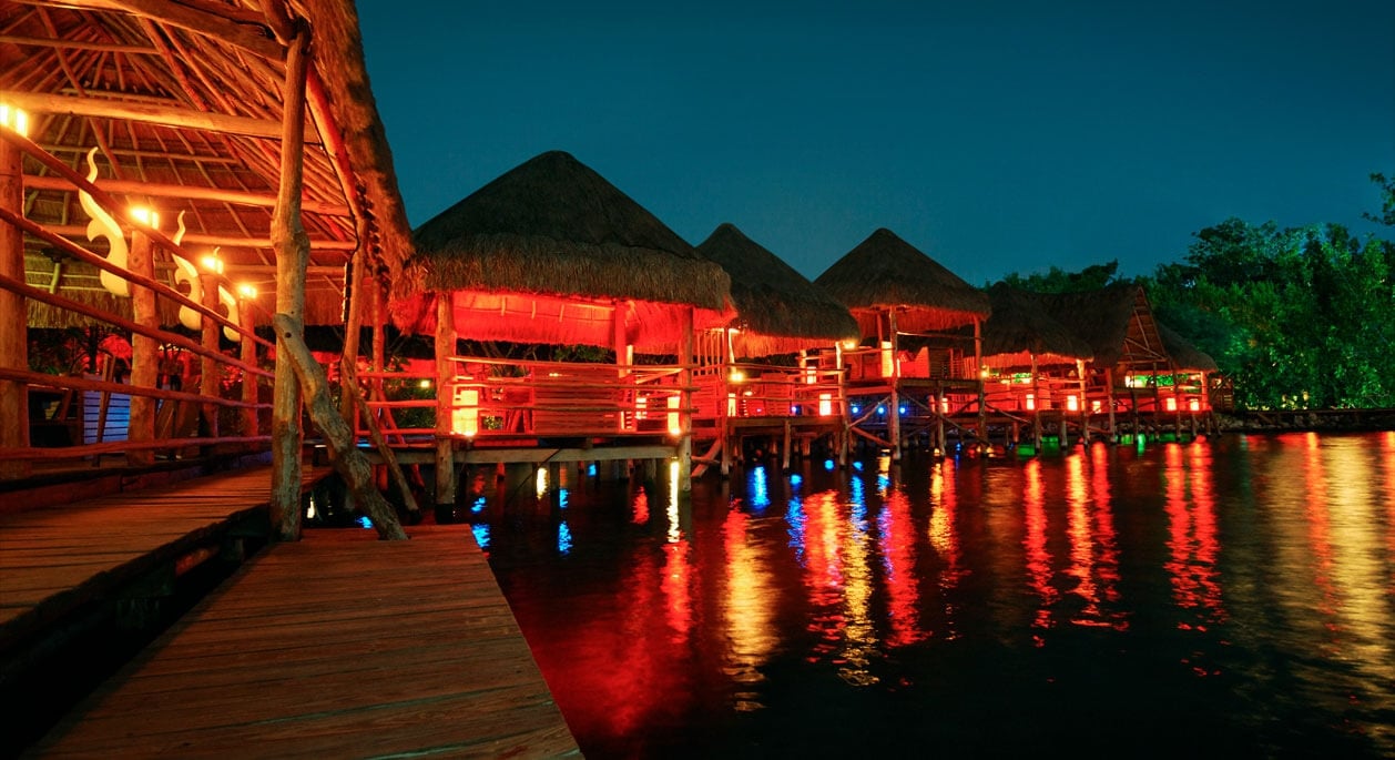 Enjoy the sunset in Cancun at these selected restaurants.