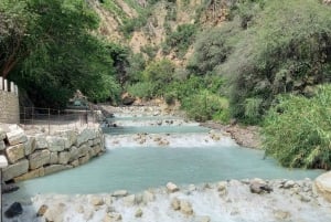 Grutas Tolantongo: Tour guiado con visita la cueva rio y hermosa cascada