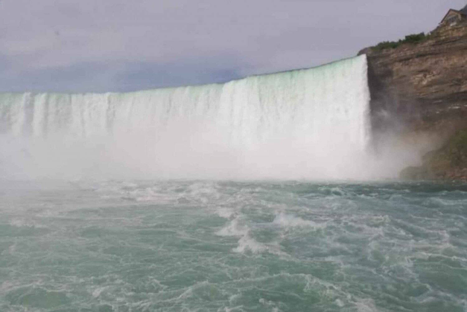 Niagara Falls Tour from New York City