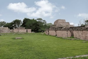 Tour desde Mérida: Hacienda y cenotes Mucuyché con visita a Oxkintok