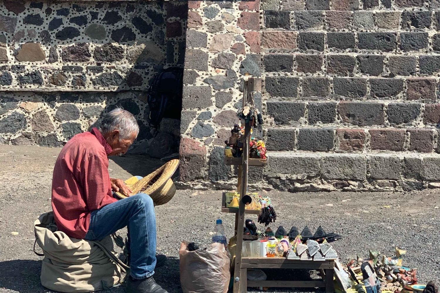 Trip through Teotihuacan, Basilica and Mezcal tasting.