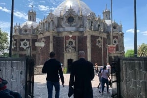 Trip through Teotihuacan, Basilica and Mezcal tasting.