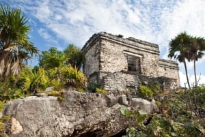 Tulum and Coba: Full-Day Archaeological Tour with Lunch