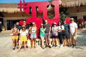 Tulum: Visita guiada a pie por la zona arqueológica