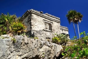 Tulum: Visita guiada a pie por la zona arqueológica