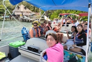 Tulum: Experiencia en la Laguna de Bacalar Paseo en barco y Cenote Azul