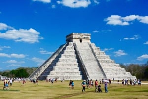 Tulum, Cancún, Playa. Chichén Itzá Cenote Valladolid & Comida