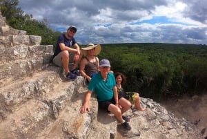 Tulum: Explora las ruinas mayas de Cobá y nada en los cenotes