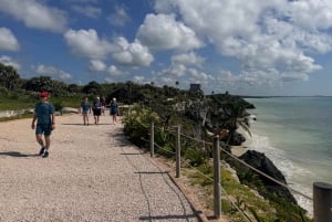 Tulum: Guided Tour of Mayan Ruins and Coral Reef Swim