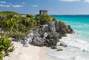 Tulum: Guided Tour to the Mayan Ruins with Transportation and Caribbean Views