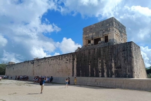 Tulum: Excursión de Lujo a Chichén Itzá y 2 Cenotes