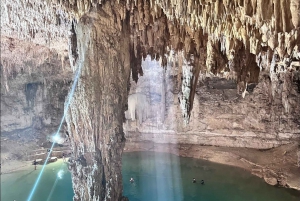 Tulum: Excursión de Lujo a Chichén Itzá y 2 Cenotes