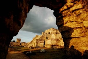 Tulum Ruins; Archaeological Zone Guided Walking Tour