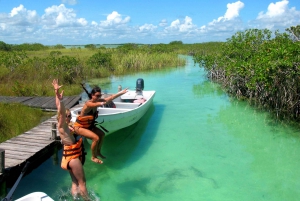 Tulum: Sian Ka'an Lagoons and Cenote Escondido Tour