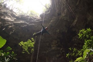 Tuxtla Gutierrez: Rappelling at Sima del Cielo