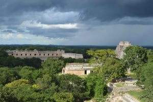 Uxmal: Visita guiada a pie de la zona arqueológica con entrada gratuita