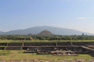 Explora Teotihuacán, Guadalupe, Xochimilco, Coyoacán y más en 2 días.