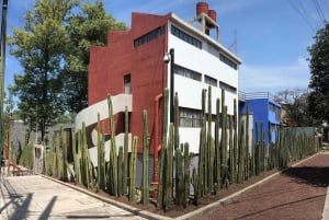 Visit to the Frida Kahlo-Diego Rivera Studio House