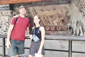 visite Teotihuacán temprano en una excursión de medio día